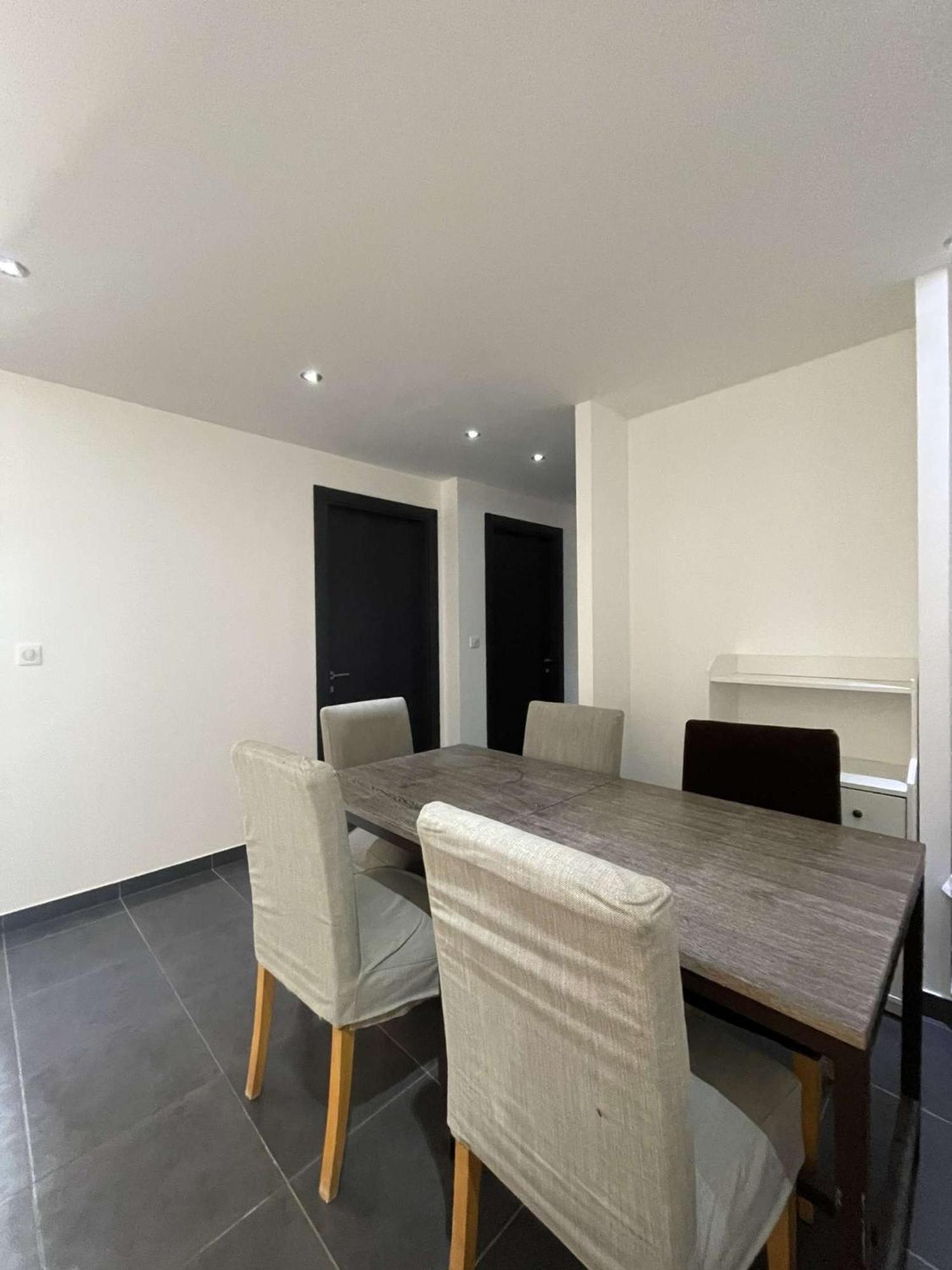 Appartement Neuf, 2 Chambres, Terrasse Plein Sud A Sainte-Maxime Extérieur photo